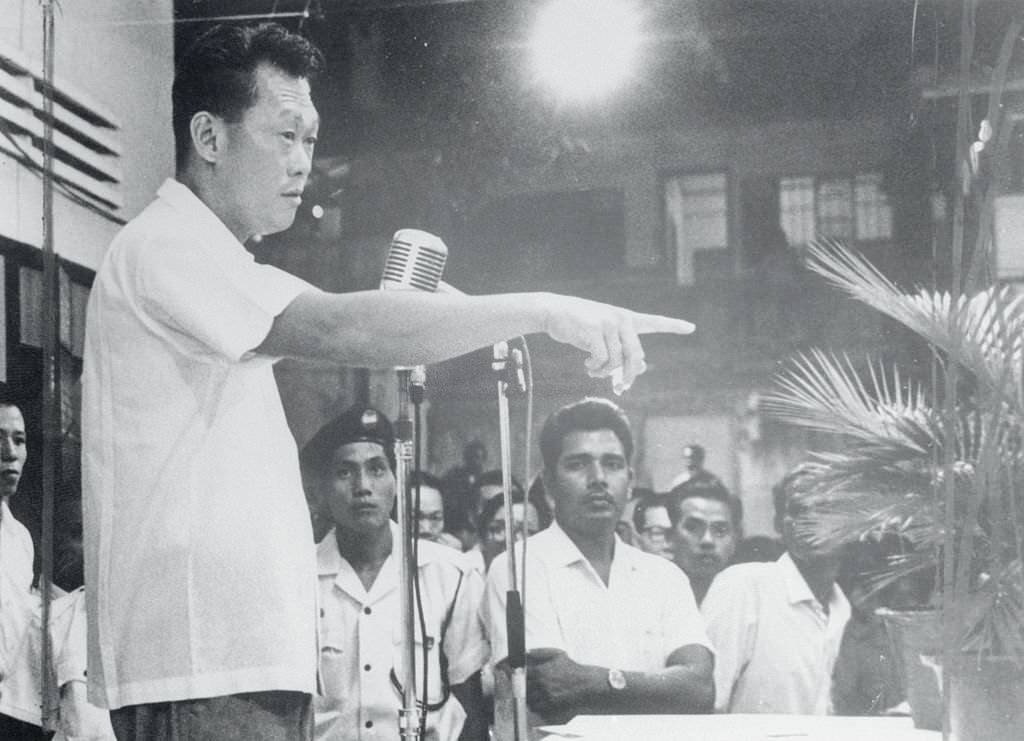 Lee Kuan Yew Speaking at a Meeting.