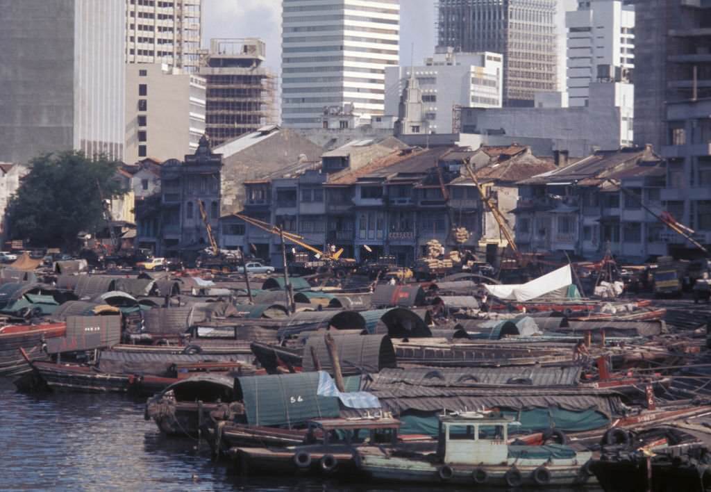 Boats in the port of Singapore, 1975.