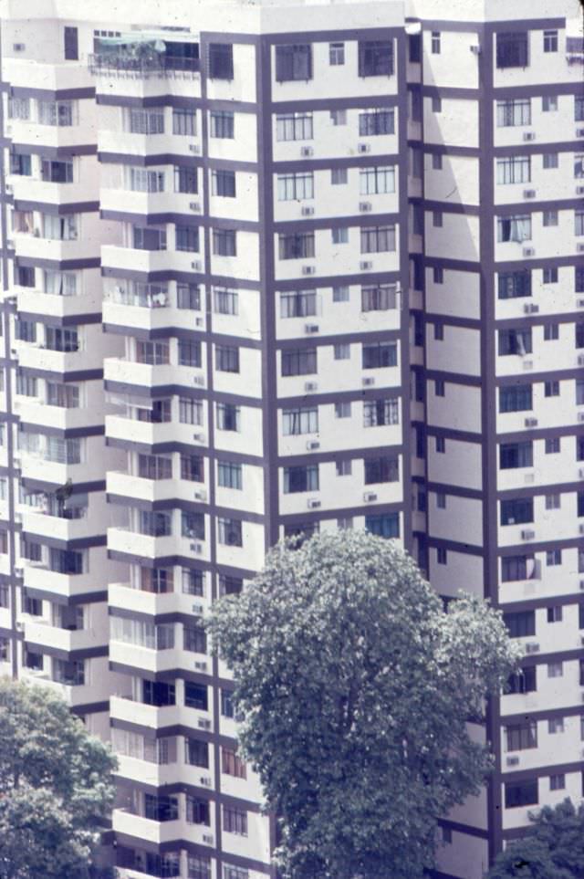 Singapore apartments, 1970s