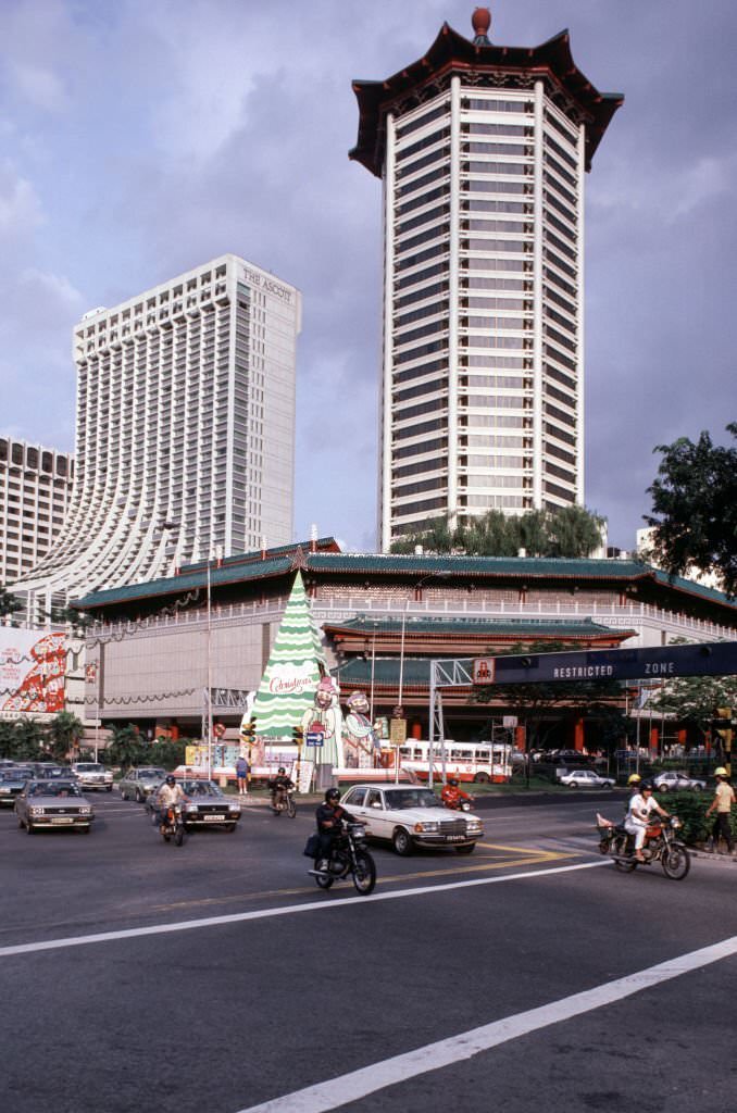 Dynasty Hotel' in Singapore, 1986