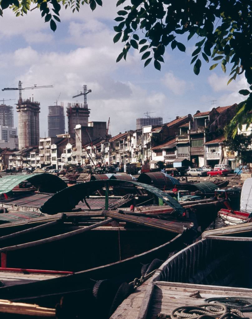 The skyline at the harbour of Singapore River, Singapore 1980s.