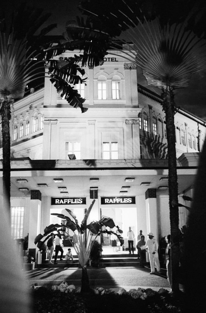The entrance to the Raffles Hotel, Singapore, 1989