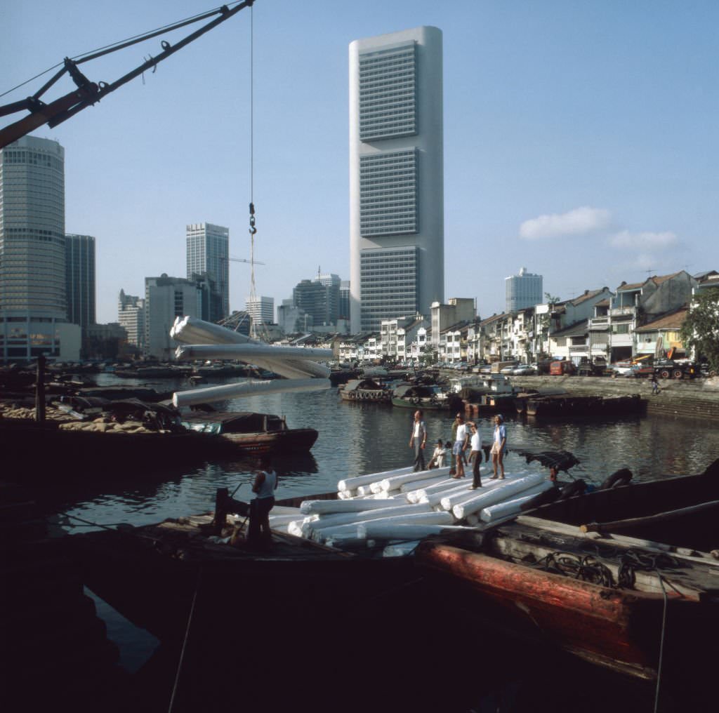 The skyline at the harbour of Singapore River, Singapore 1980s.