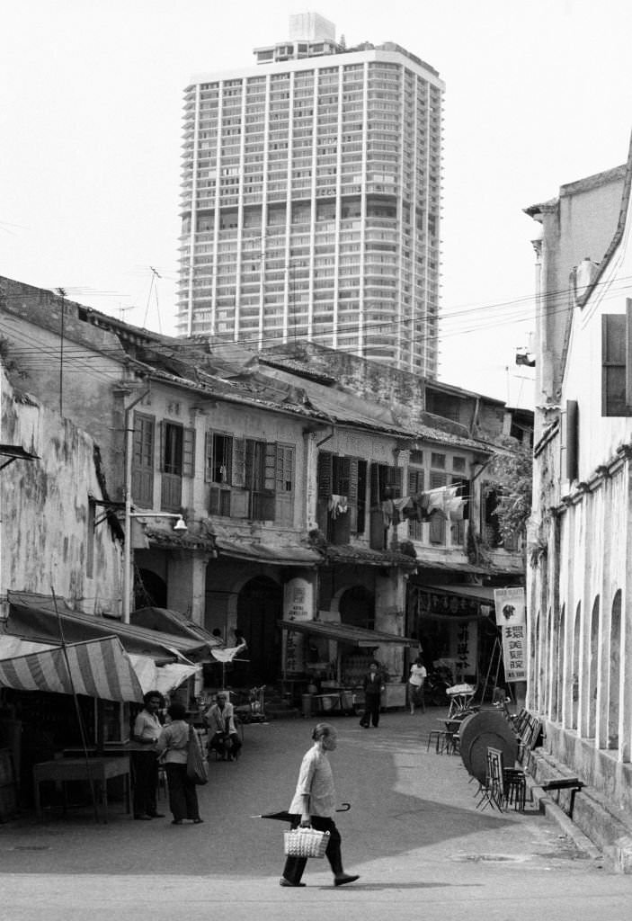 Duxton Road before residents and traders are relocated in September 1983