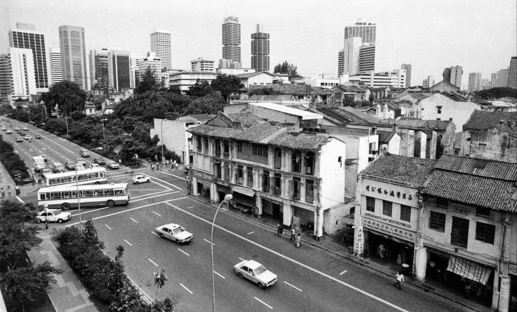 Shophouses on Upper Cross St seen before their residents are relocated in September 1983.