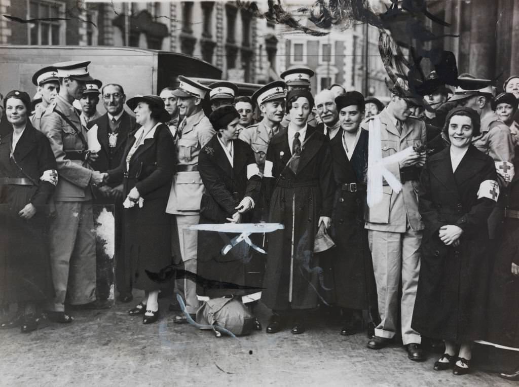 Medical Aid Unit who left London for Spain, 1936.