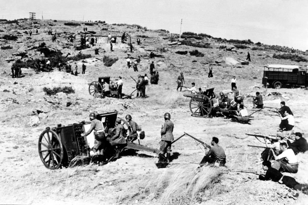 Republican artillery deployed at the Somosierra pass to counter a Nationalist offensive in the Sierra de Guadarrama mountain north of Madrid.