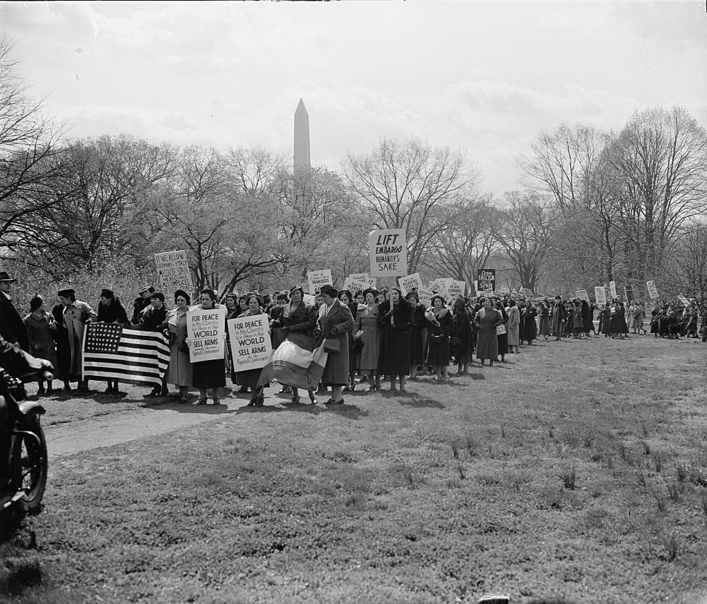 Spanish women to protest at State Department. Washington, D.C., April 4.