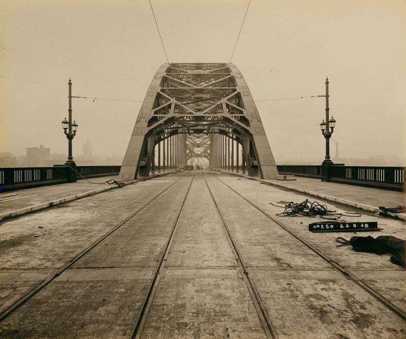 View of the Tyne Bridge roadway nearing completion, September 25, 1928