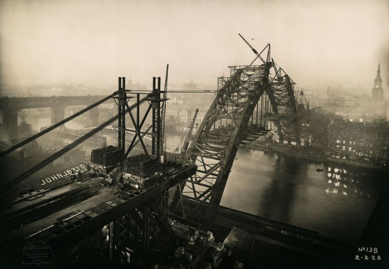 View of progress with the Tyne Bridge, February 2, 1928, showing the two halves getting closer together