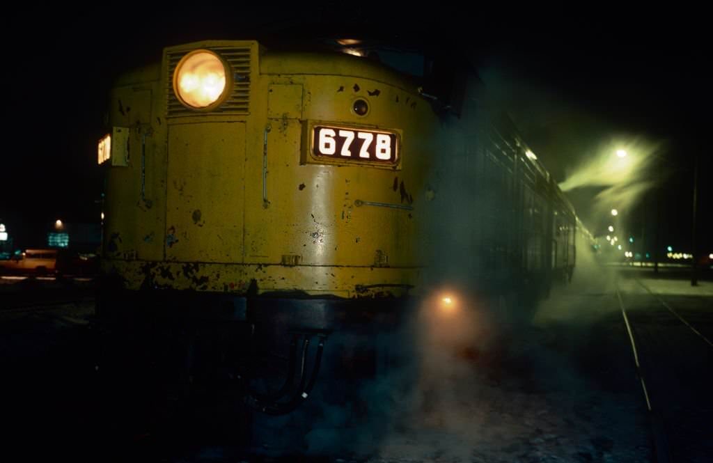 The journey aboard the Canadian transcontinental train which connects Toronto to Vancouver, 1985