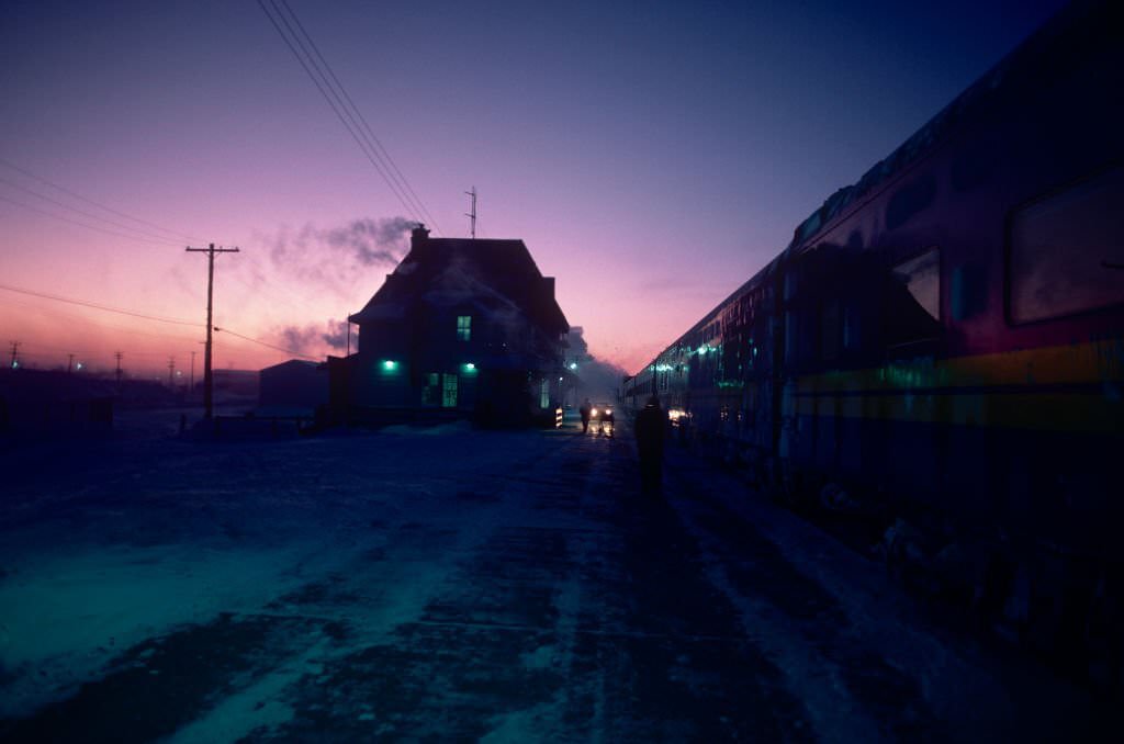 The journey aboard the Canadian transcontinental train which connects Toronto to Vancouver, 1985