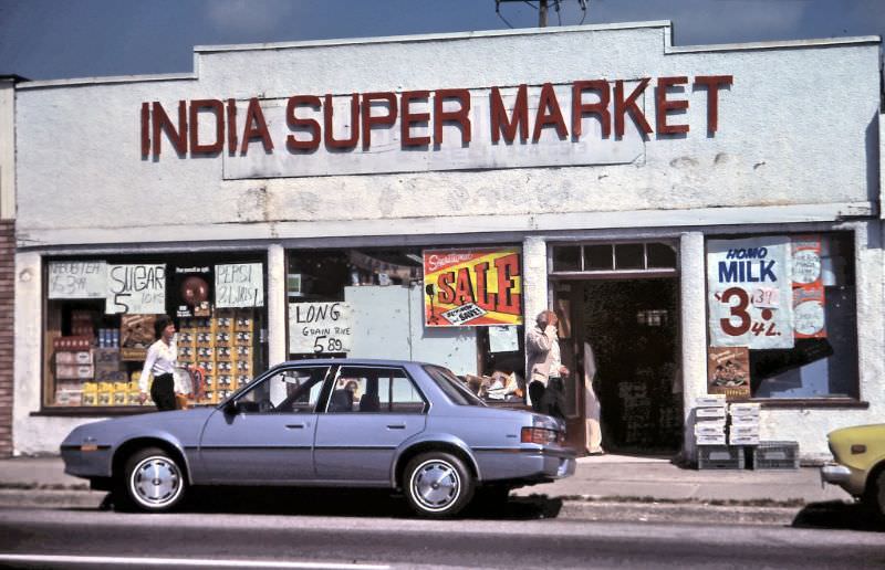 India Super Market grocery store on Main Street, Vancouver, 1984