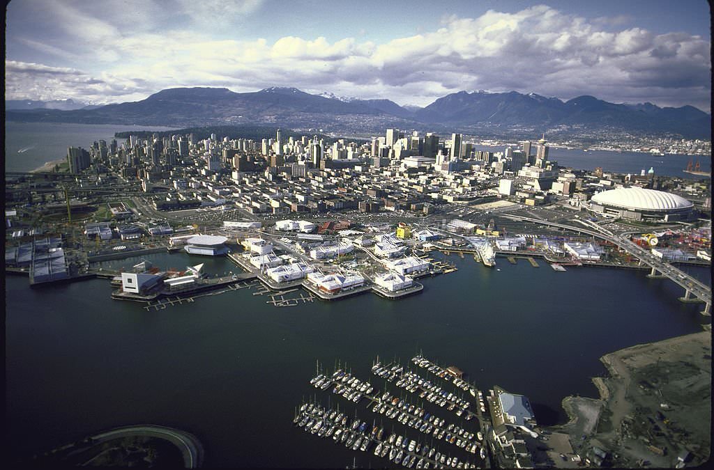 Vancouver, Canada, host of Canadian World, 1986