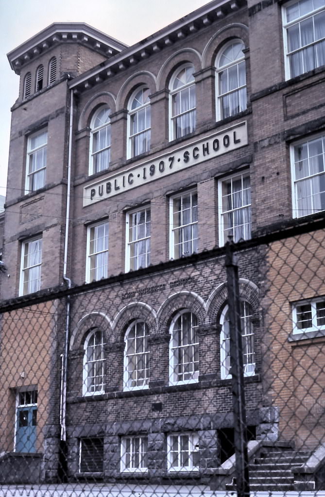 Lord Roberts Elementary school in Vancouver, 1982