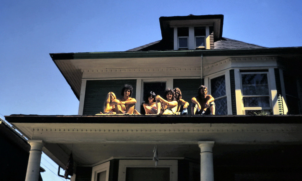 Vancouver Youth Life in the 1970s Through These Vibrant Candid Photos