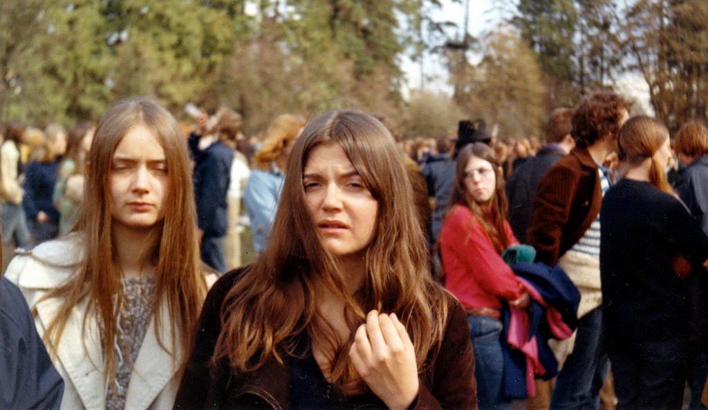 Vancouver Youth Life in the 1970s Through These Vibrant Candid Photos