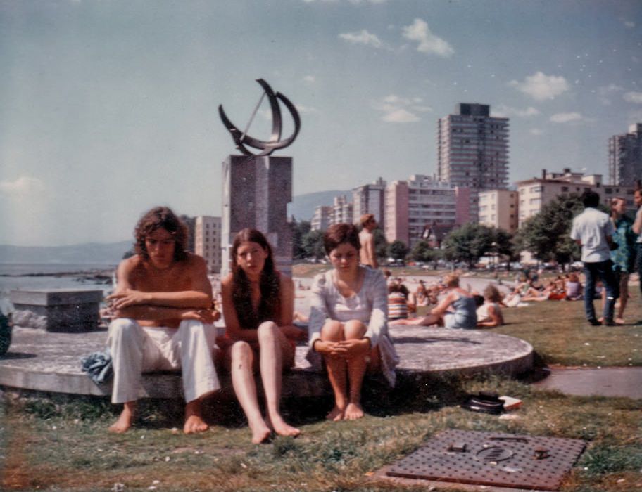 Vancouver Youth Life in the 1970s Through These Vibrant Candid Photos