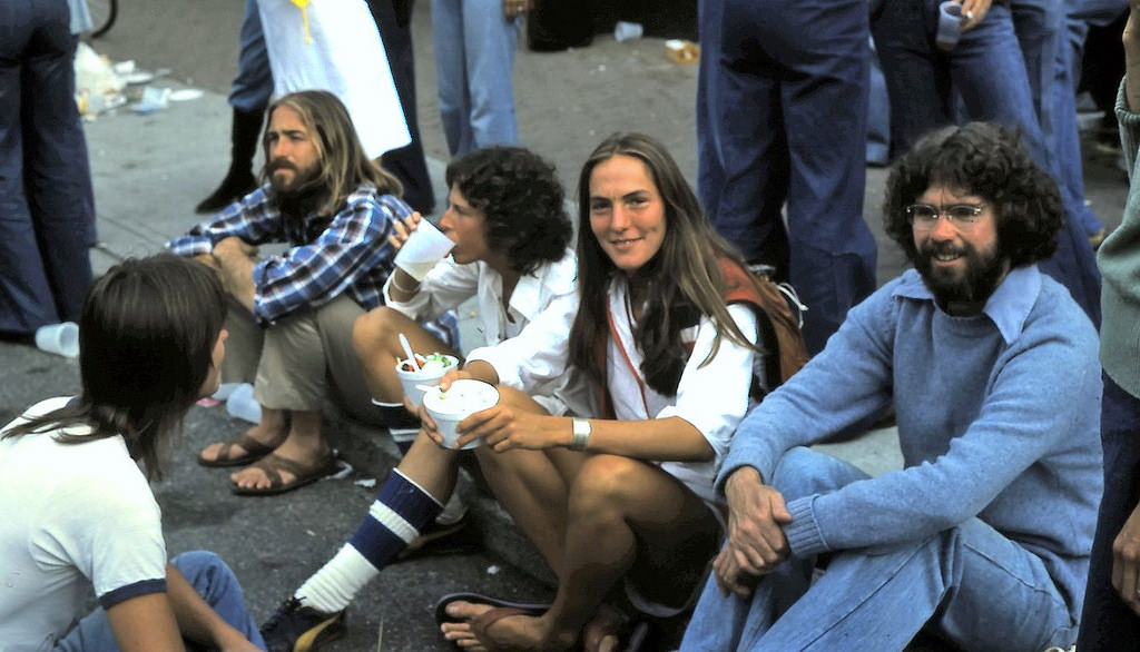 Vancouver Youth Life in the 1970s Through These Vibrant Candid Photos