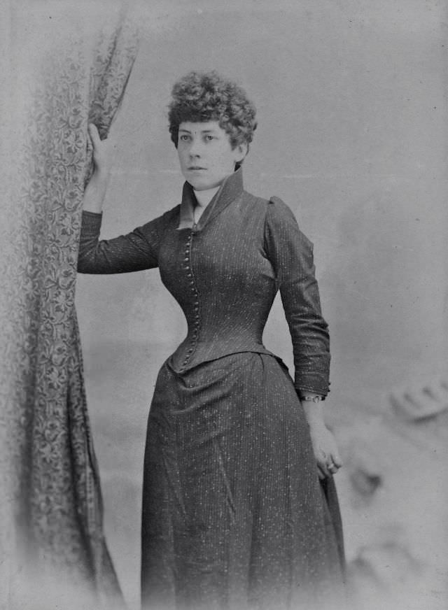 Indispensable Undergarment of Victorian-era: Beautiful Victorian Women in Tight Corsets from the late 19th Century