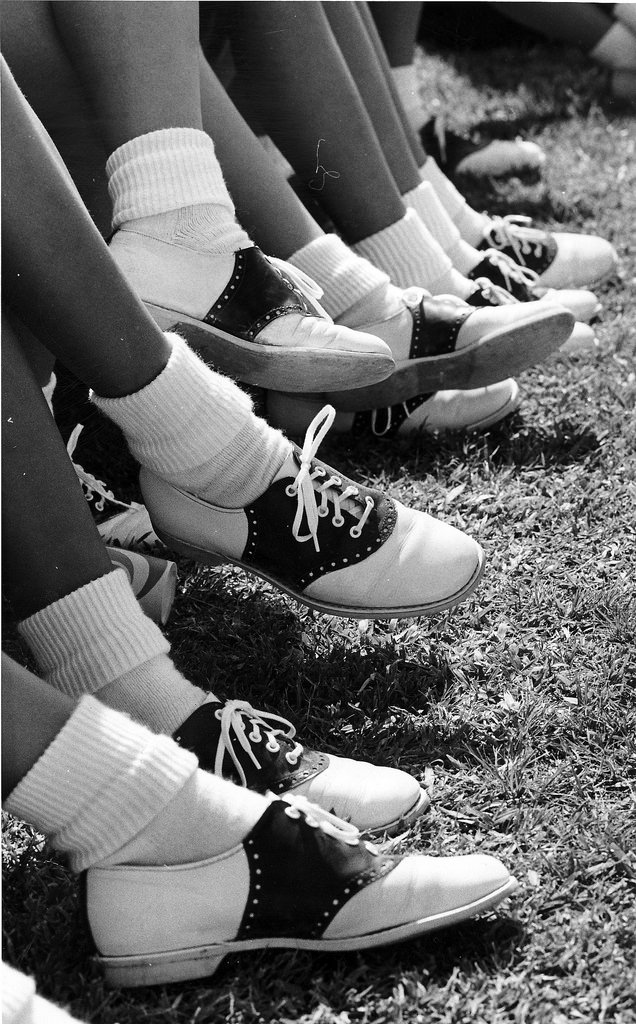 Women in Saddle Shoes: Fabulous Photos Showing the Simple Design of Iconic Footwear during their Peak Popularity