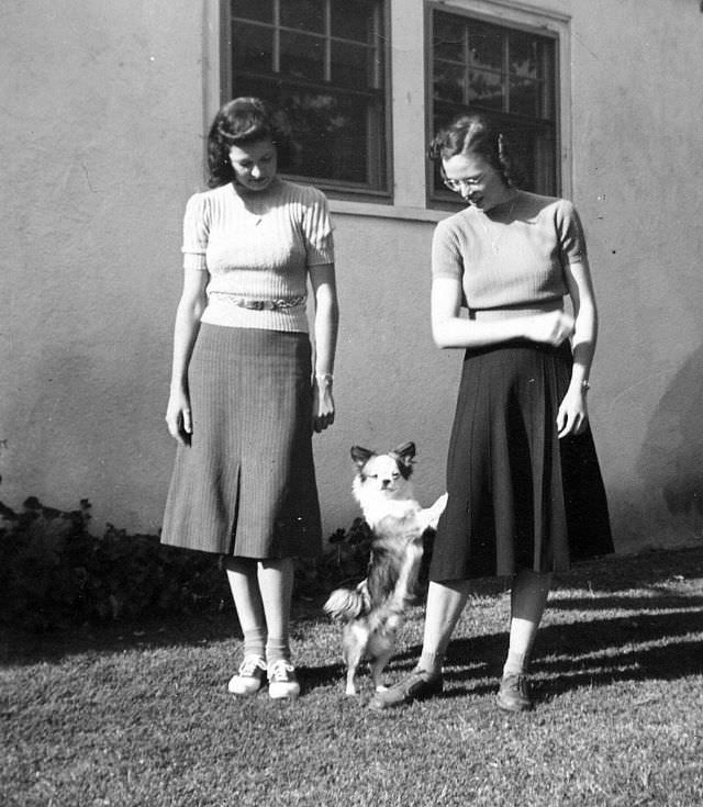 Women in Saddle Shoes: Fabulous Photos Showing the Simple Design of Iconic Footwear during their Peak Popularity