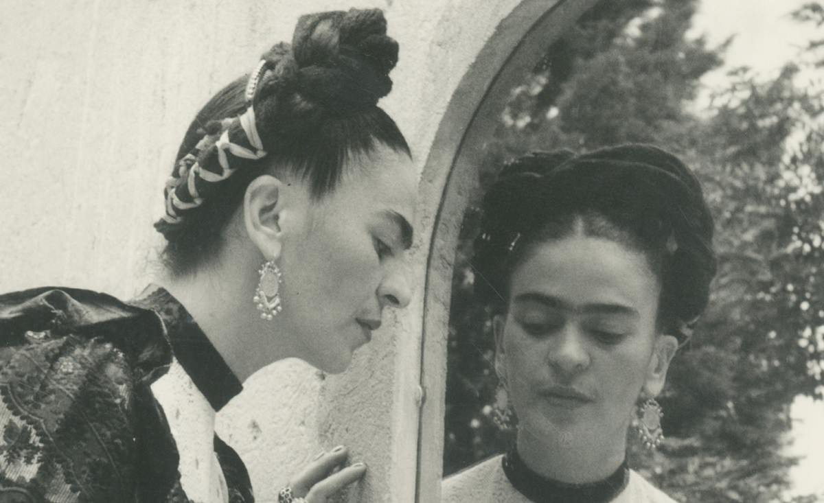 Beautiful Photos of Frida Kahlo at Her Home