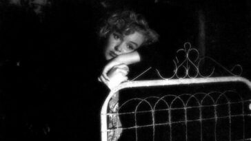 Sleepless sad Marilyn Monroe 1953