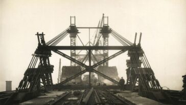 Tyne Bridge construction