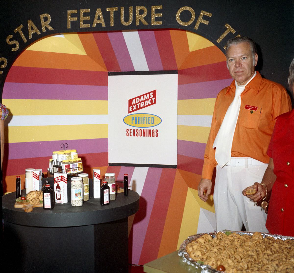 Stunning Photos from the 1972 Texas State Fair Hosted by Pecan Nuts