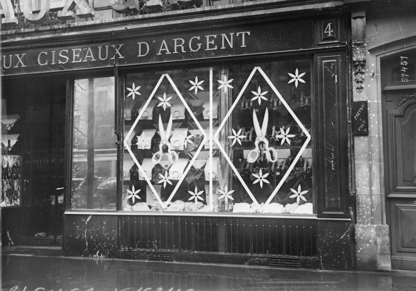 During World War I, Shops in Paris Built Styling Anti-Bombing Windows