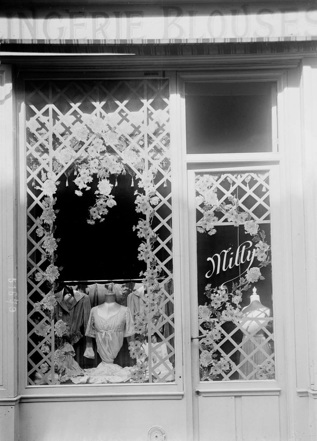 During World War I, Shops in Paris Built Styling Anti-Bombing Windows