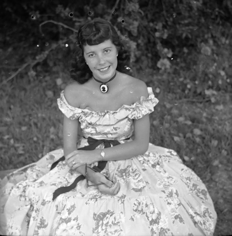 Southern belle at Cypress Gardens, Florida, 1950s.