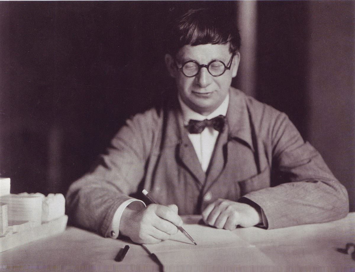 Hans Poelzig in 1927