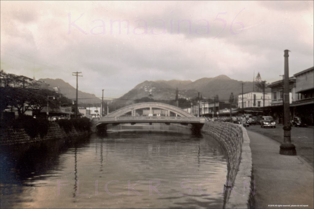 River Street Honolulu Mauka, 1940s.