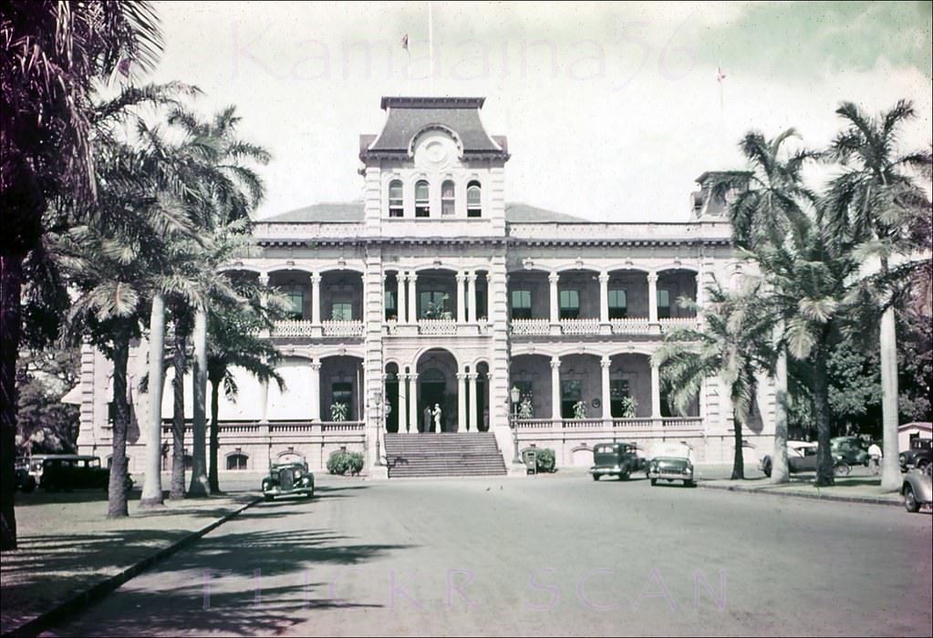 Old Cars at Iolani Palace, 1941.