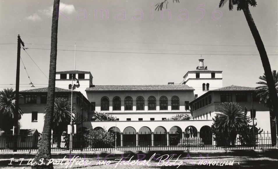 Honolulu Post Office, 1940s.