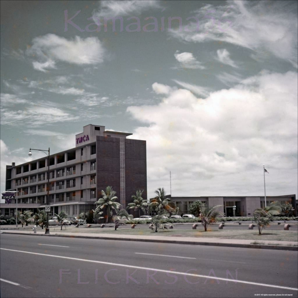 The 1951 Central Branch YMCA building in the Ala Moana section of Honolulu viewed from Atkinson Drive, 1950s