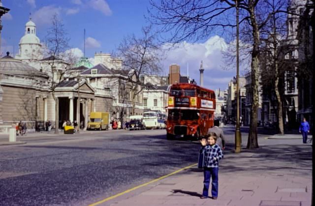 Fabulous Vintage Photos of London in 1977 and 1978 by Przemek Vonau