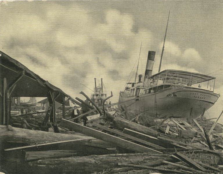 Wreckage, foot of St. Francis Street, storm. Sept. 27, 1906, Mobile