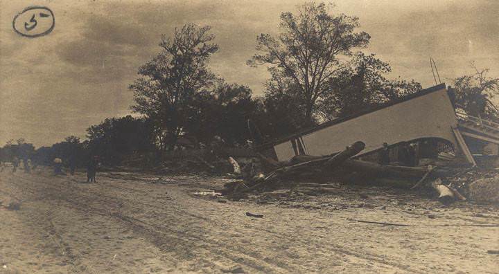 Damage from a hurricane in Mobile, 1902
