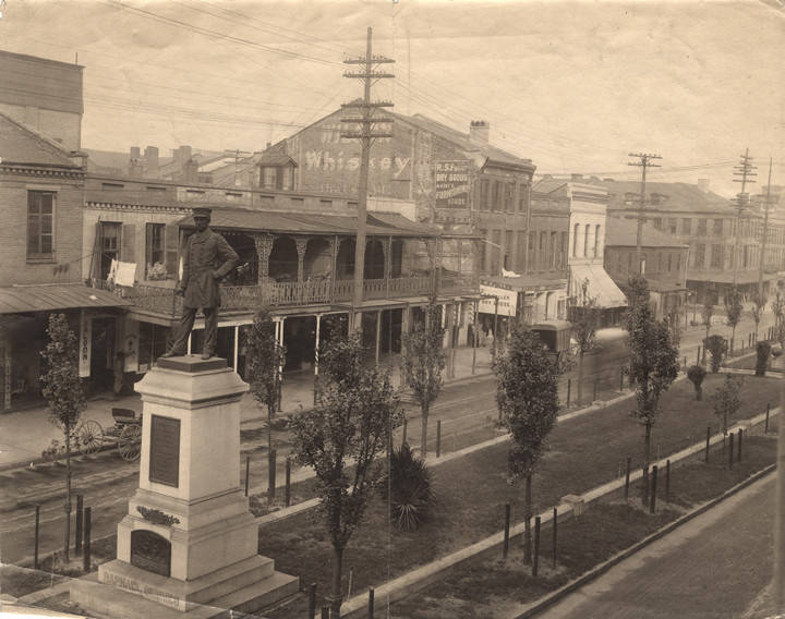 Raphael Semmes monument in downtown Mobile, Alabama, 1907