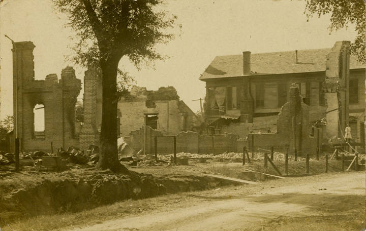 Ruins of a brick building, probably an Odd Fellows Hall in Mobile County, 1903