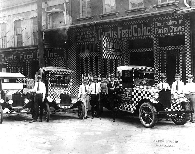 Feed Store Employees and Vehicles, 1932