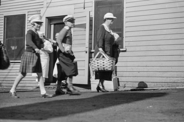 The Life of Provincetown, Massachusetts in the 1930s by Edwin Rosskam