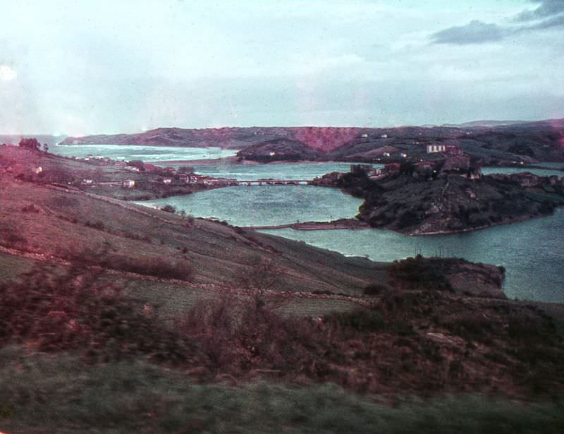 Ría de Villaviciosa, Asturias, January 1967