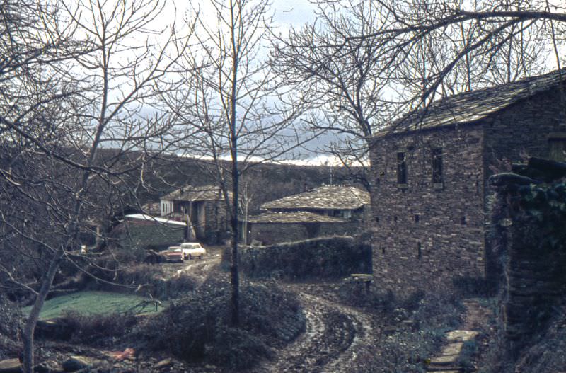 Santalla de Bardaos, Galicia, January 1977