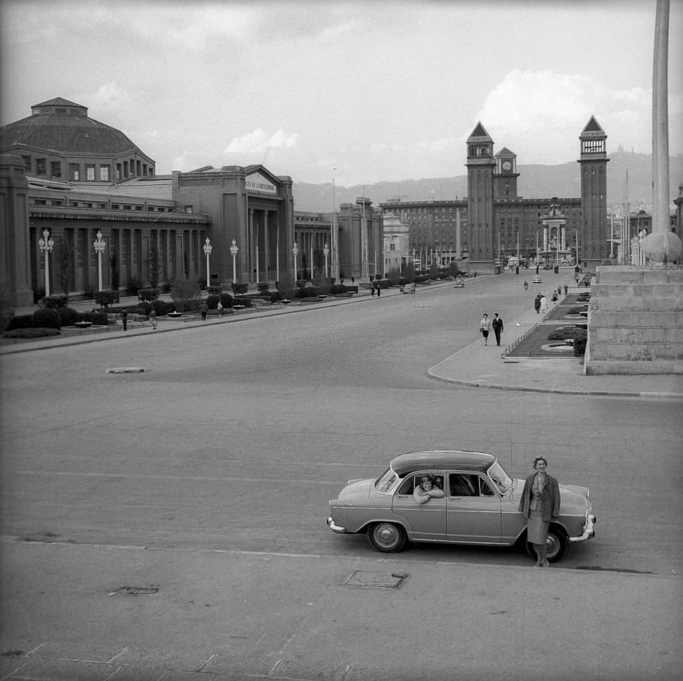 Tourists in the Plaza de España, Barcelona 1961.