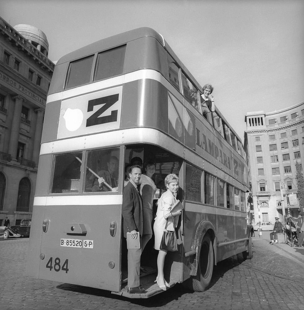 Passagiere in Doppeldeckbus, Barcelona, 1961