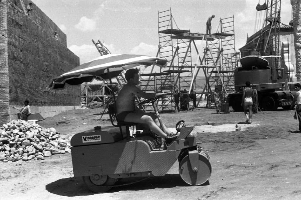 Europa Press journalists visit the sets of the film "55 Days in Peking" in Las Rozas, Madrid, 1960